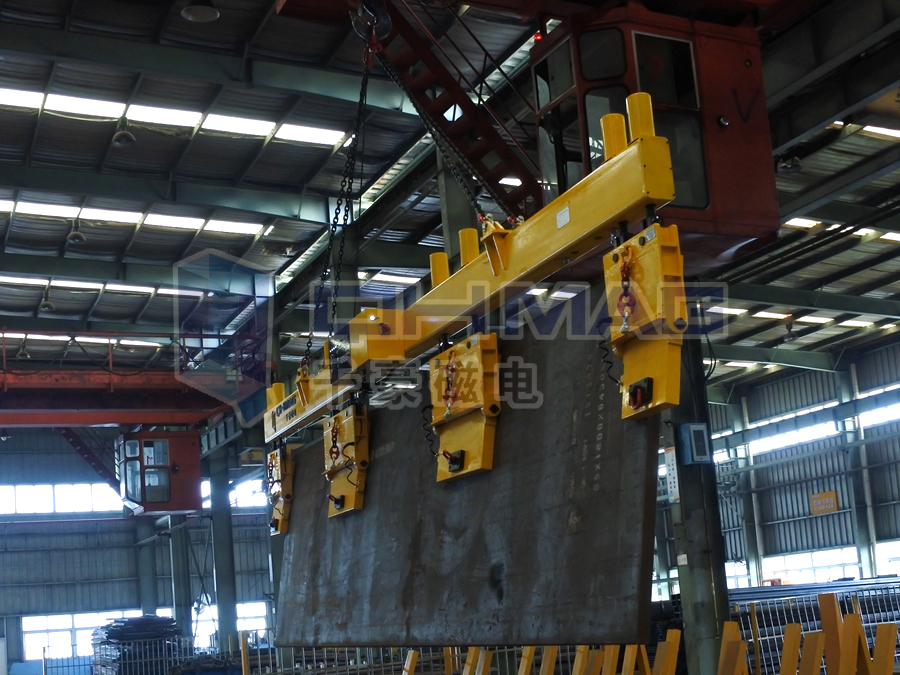 案例上新-鋼板起重電永磁鐵應用于上海某企業鋼板側吊