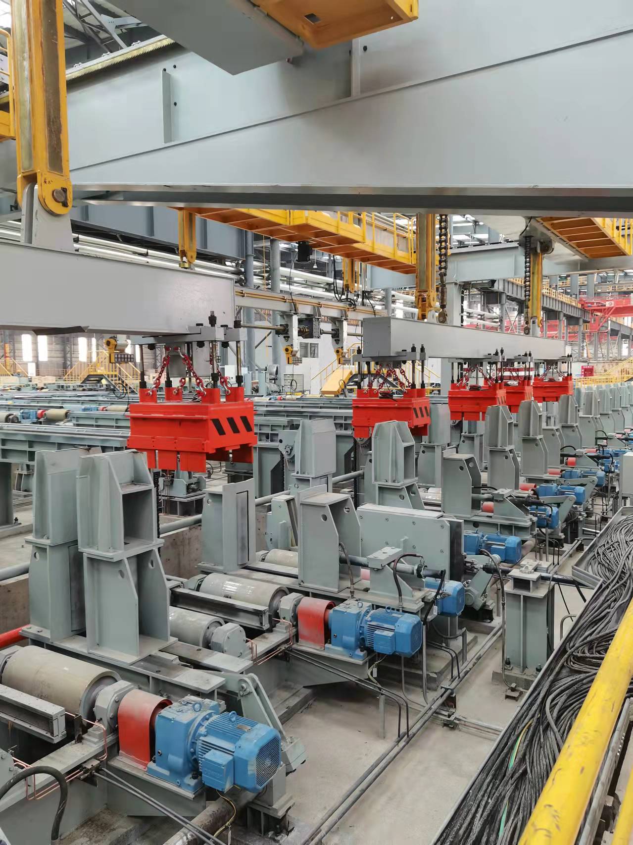 千豪吊型材，鋼軌自動化生產線用電永磁鐵吊具